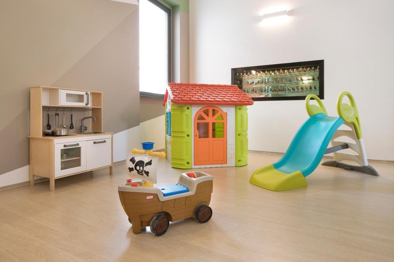 Hotel Residence Laigueglia Free Parking Buitenkant foto