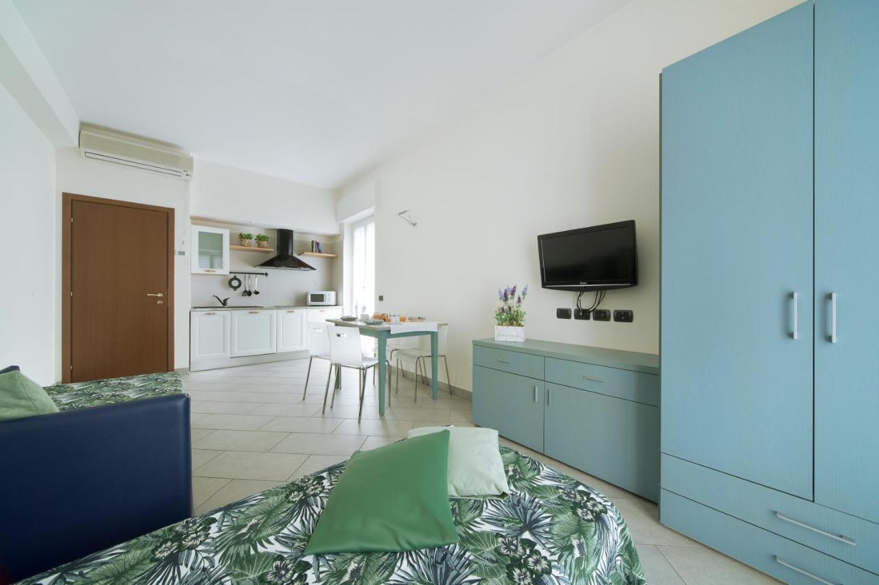 Hotel Residence Laigueglia Free Parking Buitenkant foto