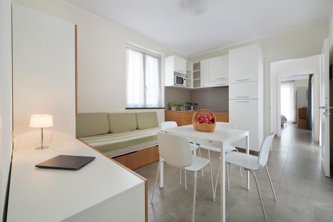 Hotel Residence Laigueglia Free Parking Buitenkant foto
